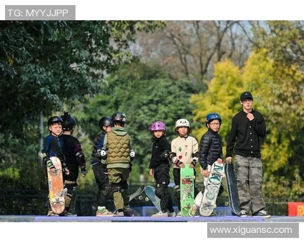 重庆滑板队在全国滑板速度排行榜中荣获第十名的佳绩引发关注