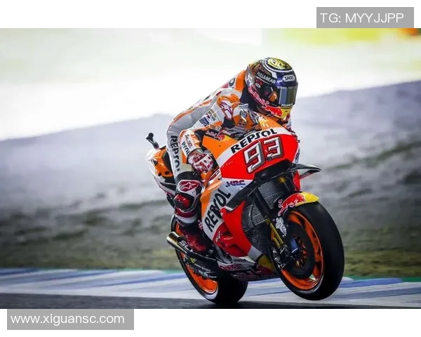 泰国与马来西亚的足球对决分析与历史交锋回顾 泰国与马来西亚的足球对决分析与历史交锋回顾