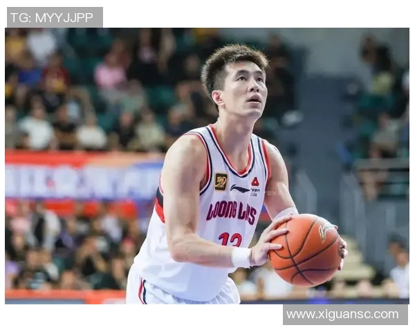 郭艾伦领衔中国男篮新征程展现拼搏精神与团队力量的完美结合 郭艾伦领衔中国男篮新征程展现拼搏精神与团队力量的完美结合