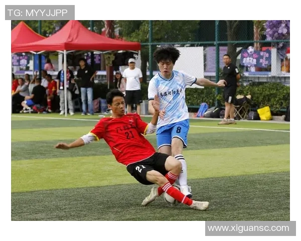 中国队迎战直布罗陀期待精彩对决全力争胜展现足球风采